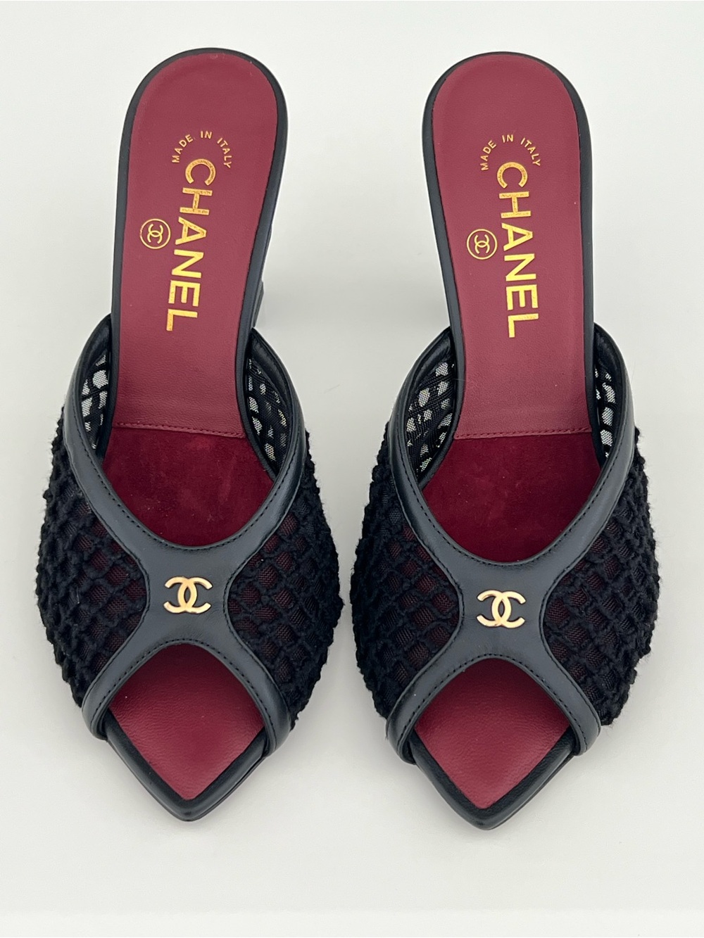 CHANEL 26M COCO BEACH BLACK SANDALS SIZE IT 37.5 / US 7.5 NIB!